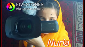 Nuria, a sweet juggler from Afghanistan